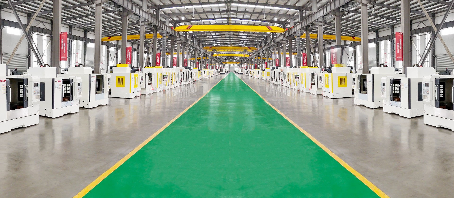 行业回暖，有人订单排到九月，有人产能闲置过半